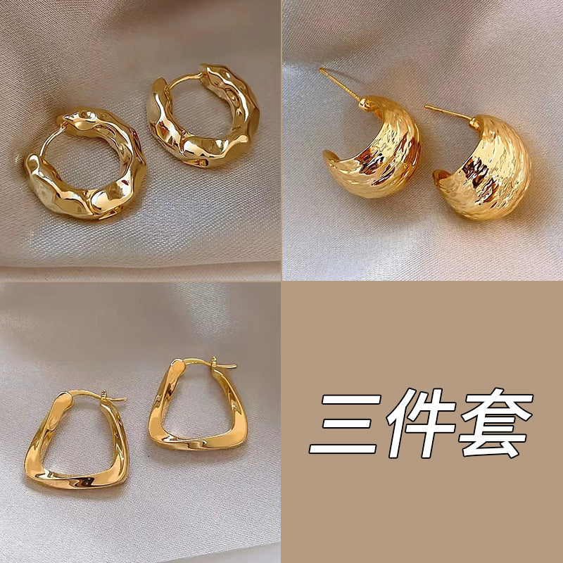 銀針扭紋耳釘三件組－細節特寫5｜https://igowo.tw/