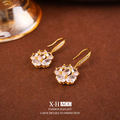 鋯石玫瑰復古耳鉤－商品主圖｜https://igowo.tw/