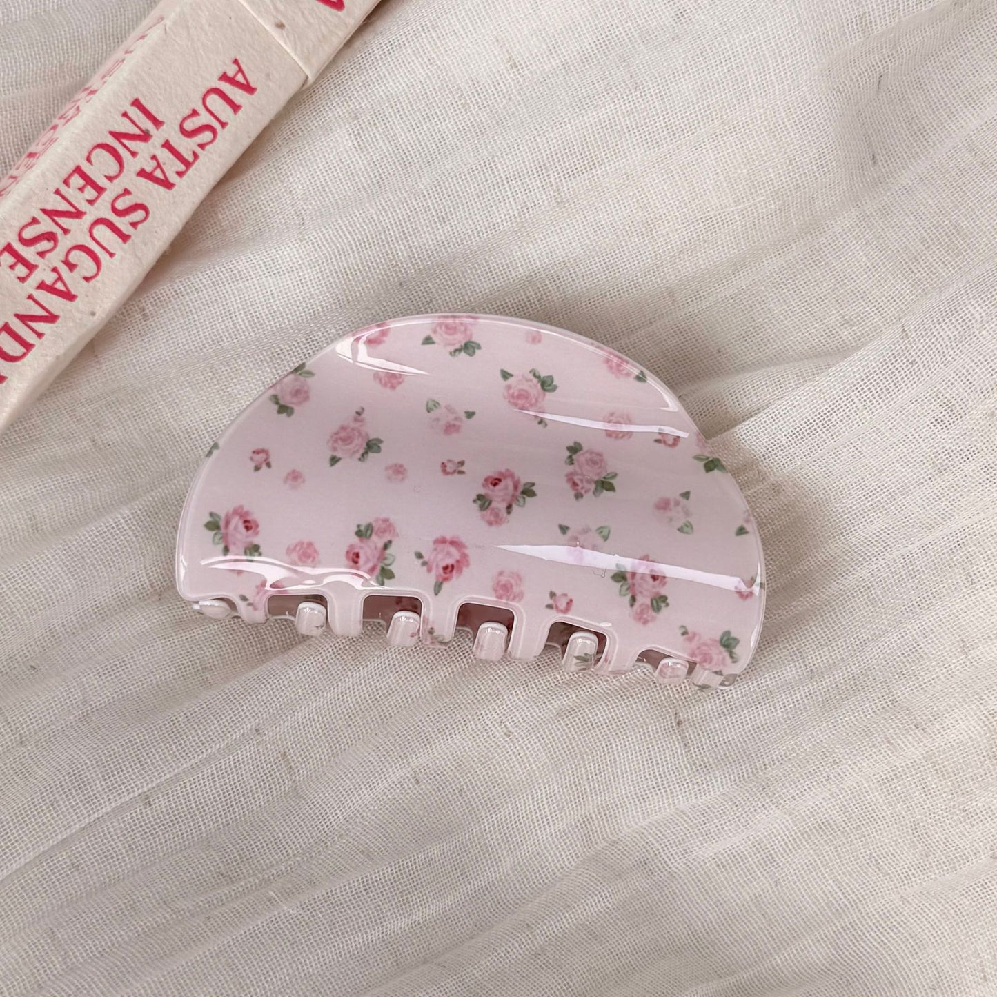粉色碎花鯊魚夾