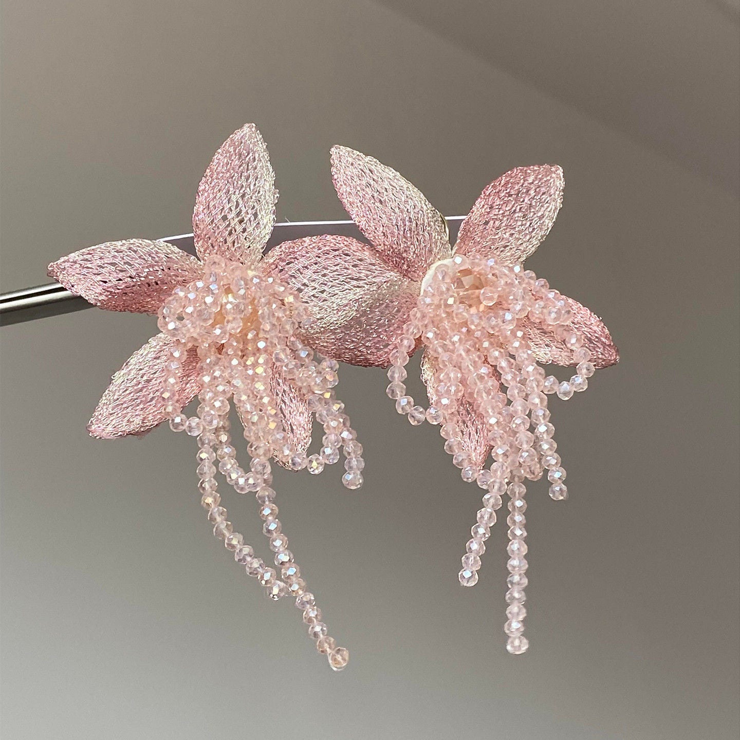 藍色水晶花朵流蘇耳環