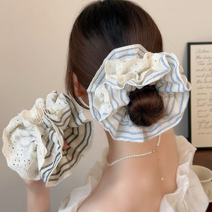 蕾絲格紋大腸圈髮圈－商品主圖｜https://igowo.tw/