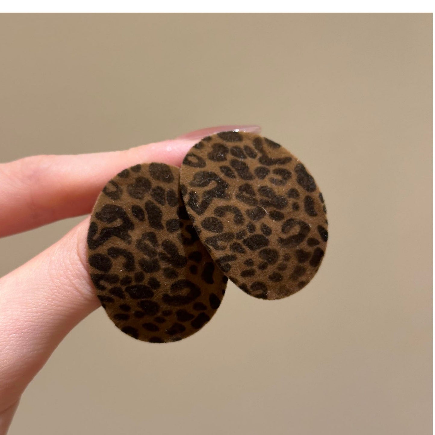 銀針皮革豹紋幾何耳環復古美拉德氣質高級感耳釘時尚日常通勤耳飾