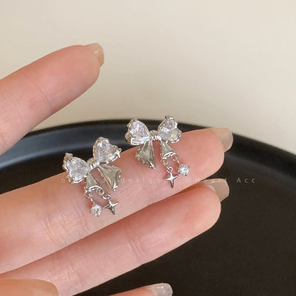 星光璀璨蝴蝶結鋯石耳釘