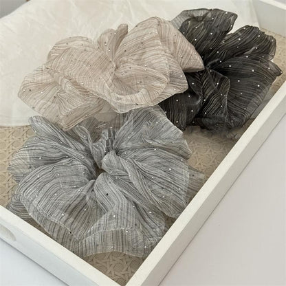 大腸圈鑲鑽簡約髮圈－灰色【質感】款細節1｜https://igowo.tw/