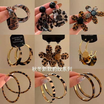 銀針樹脂皮革豹紋幾何圓形花朵耳環秋冬時尚耳釘小眾高級感耳飾女
