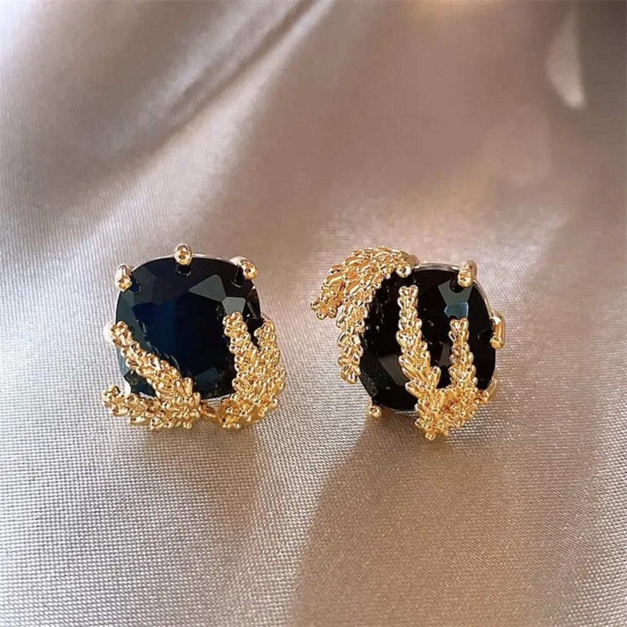 黑色鋯石麥穗復古耳釘