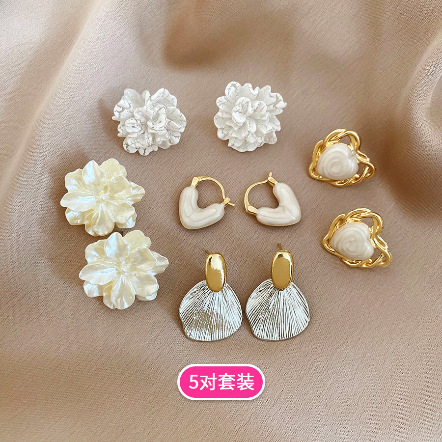 珍珠花朵流蘇耳環套組－41#銀針-金色款細節39｜https://igowo.tw/