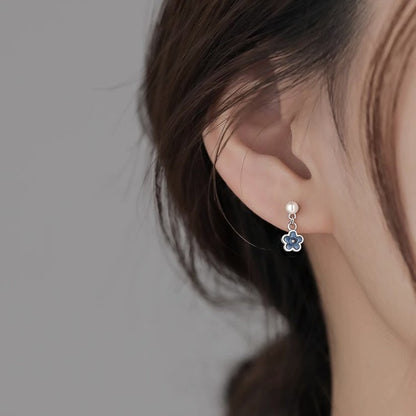 S925彩色鋯石愛心耳釘－細節特寫21｜https://igowo.tw/