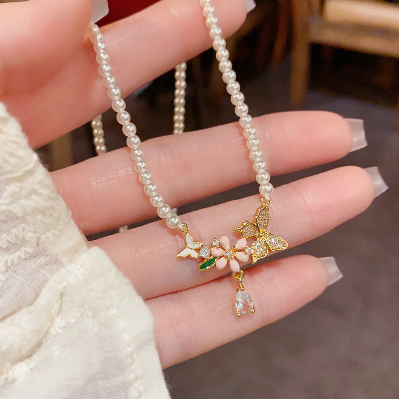 珍珠鋯石蝴蝶墜飾項鍊－商品主圖｜https://igowo.tw/