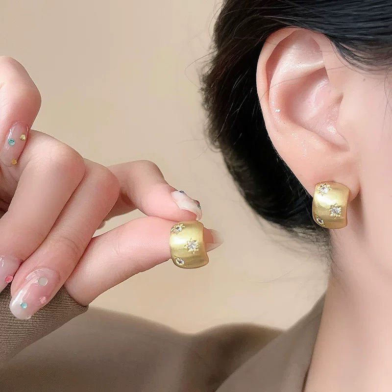 金色拉絲C型耳釘女精致八芒星耳飾輕奢高級感蚊香盤耳夾女士無洞 金色C型耳夾★(送硅膠墊）