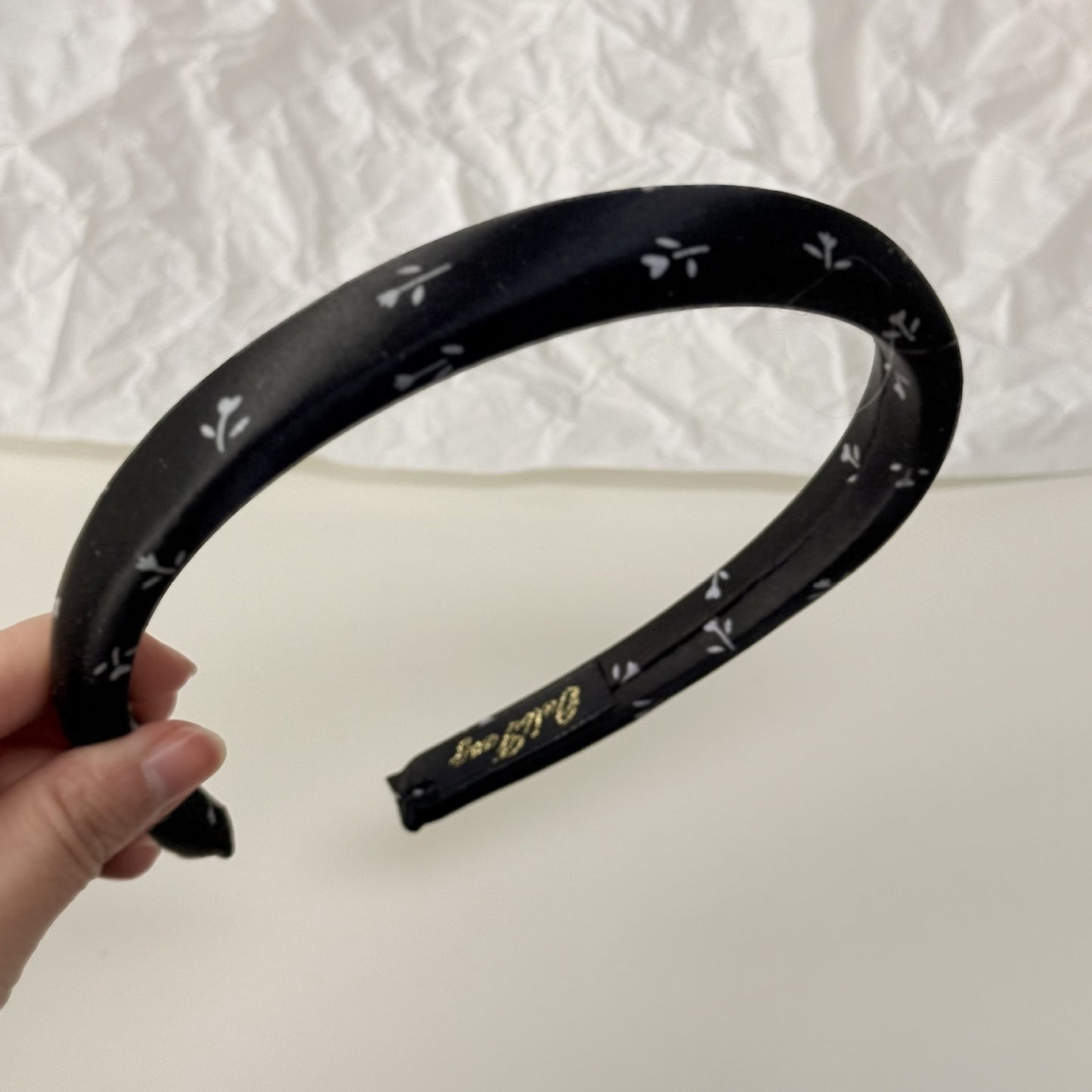 碎花簡約髮圈－黑色髮箍款細節｜https://igowo.tw/