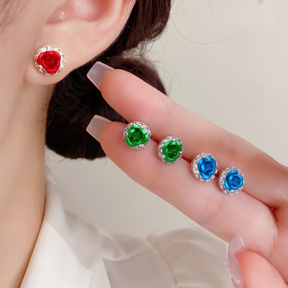 鋯石花朵圓形簡約耳釘－第二視角實拍｜https://igowo.tw/