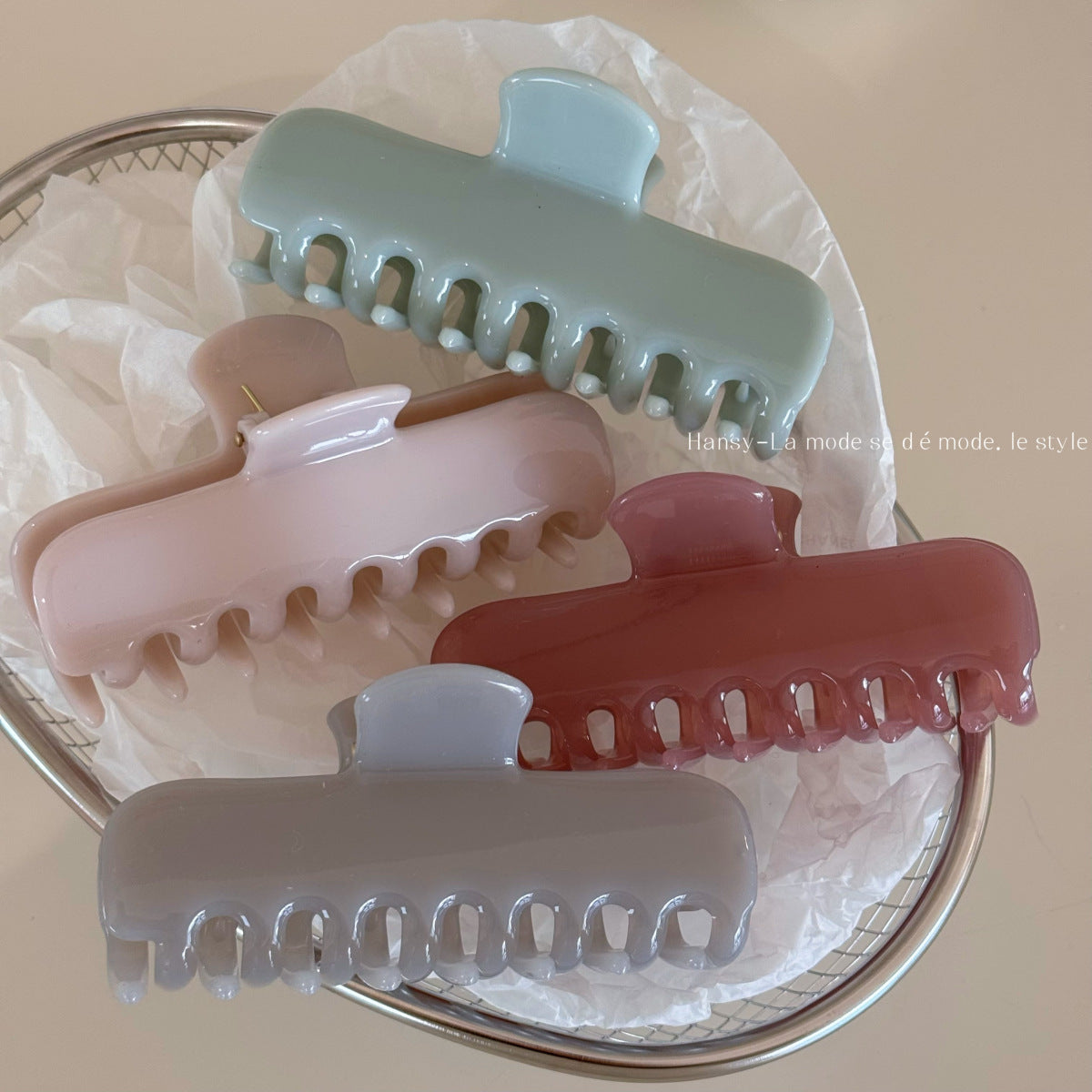 簡約經典髮夾－商品主圖｜https://igowo.tw/