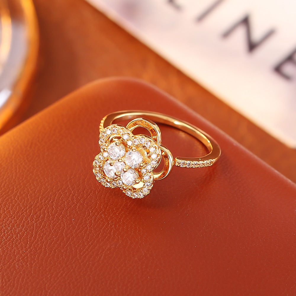 鋯石幸運草可調式戒指－商品主圖｜https://igowo.tw/