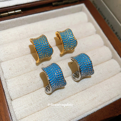 金色鋯石C形復古耳釘－商品主圖｜https://igowo.tw/