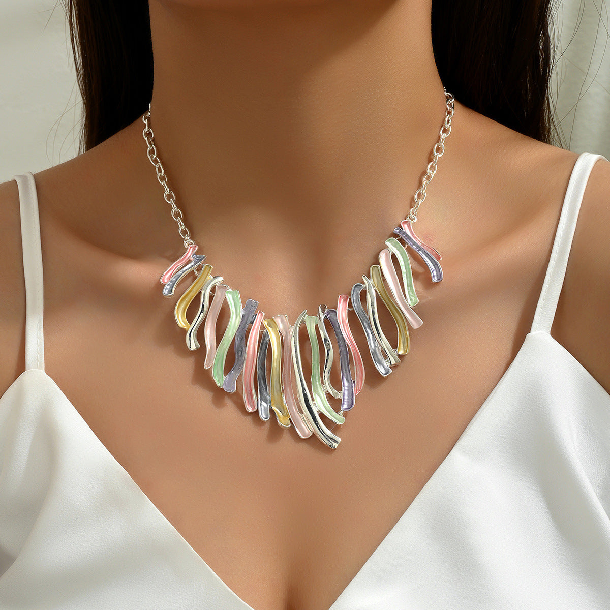 琺瑯鏈條長版項鍊－商品主圖｜https://igowo.tw/