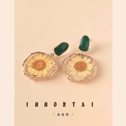銀針雛菊耳環－商品主圖｜https://igowo.tw/