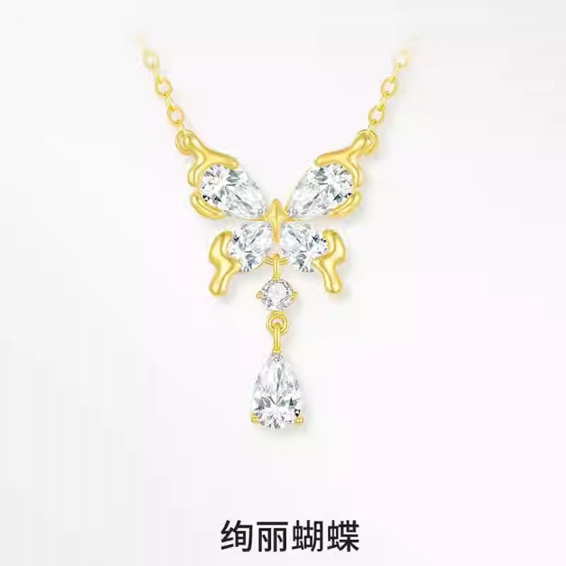 鋯石蝴蝶項鍊－商品主圖｜https://igowo.tw/