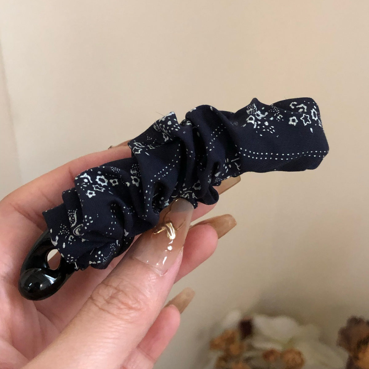 布面格紋髮夾