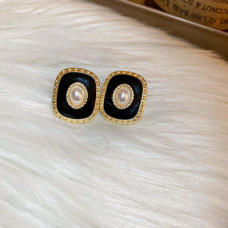 金色琺瑯銀針復古耳環－細節特寫18｜https://igowo.tw/