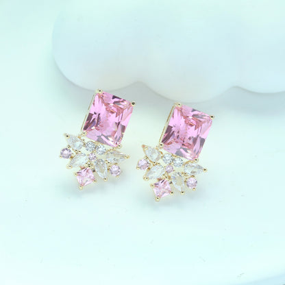 S925鋯石花朵耳釘－商品主圖｜https://igowo.tw/