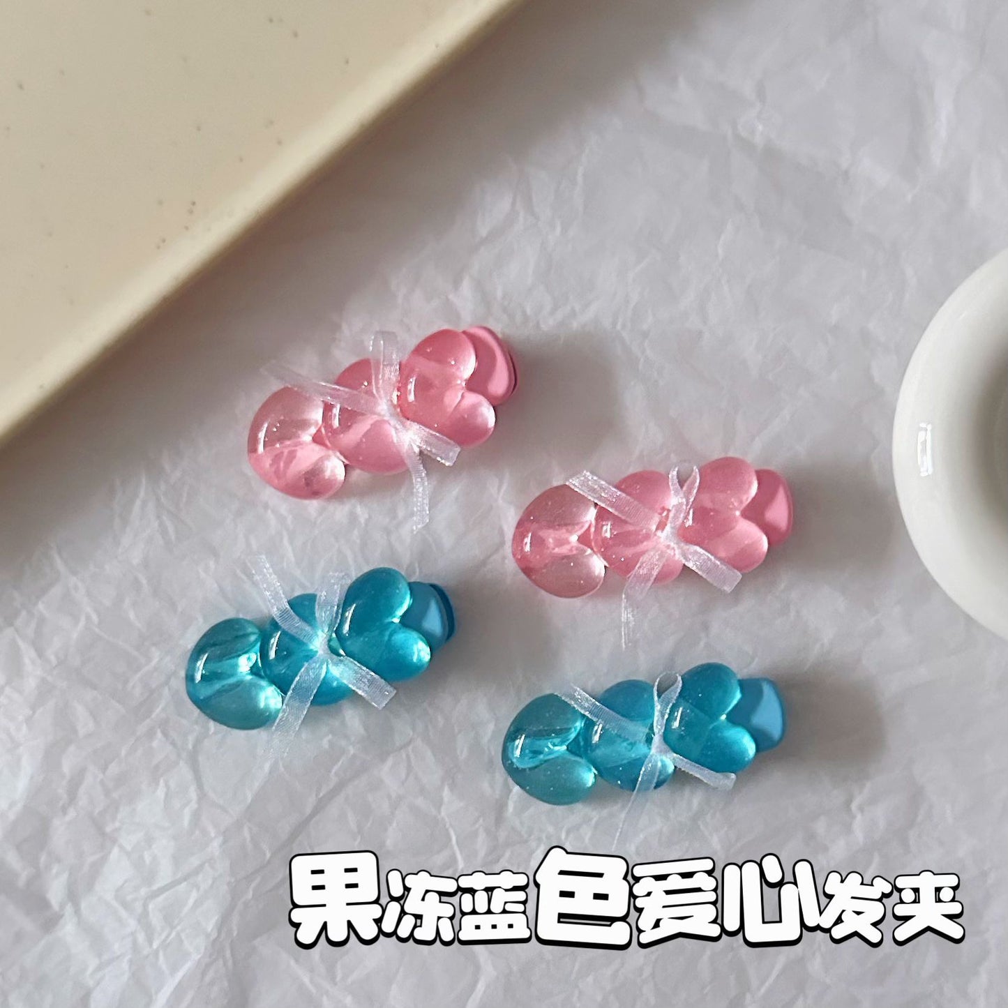 藍色愛心簡約髮夾－商品主圖｜https://igowo.tw/