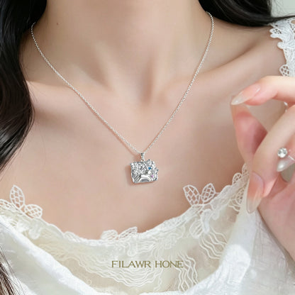 鋯石兔子微鑲項鍊－商品主圖｜https://igowo.tw/
