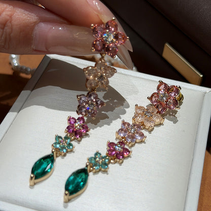 金色鋯石花朵流蘇耳釘－商品主圖｜https://igowo.tw/