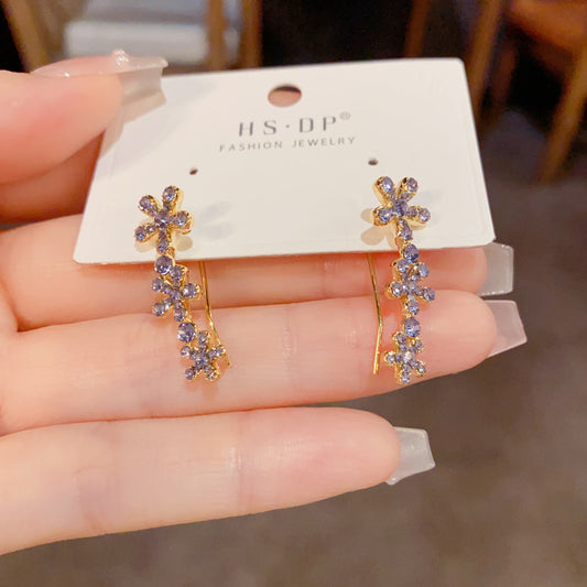 紫色鋯石花朵耳釘－商品主圖｜https://igowo.tw/