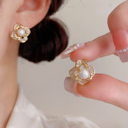 珍珠鋯石簡約耳釘－第二視角實拍｜https://igowo.tw/
