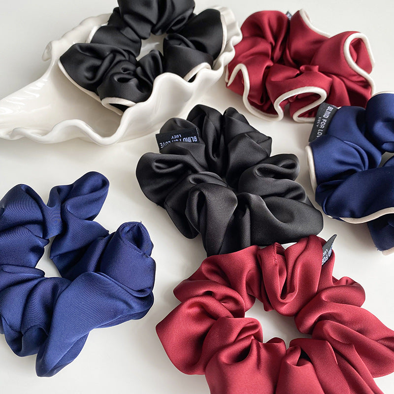 大腸圈簡約髮圈－藏藍色款實拍｜https://igowo.tw/