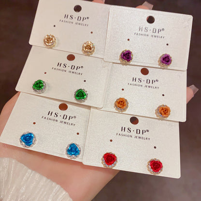 鋯石花朵圓形簡約耳釘－商品主圖｜https://igowo.tw/
