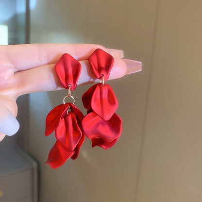 紅色金屬圓形流蘇耳環－13#銀針-紅色款細節9｜https://igowo.tw/