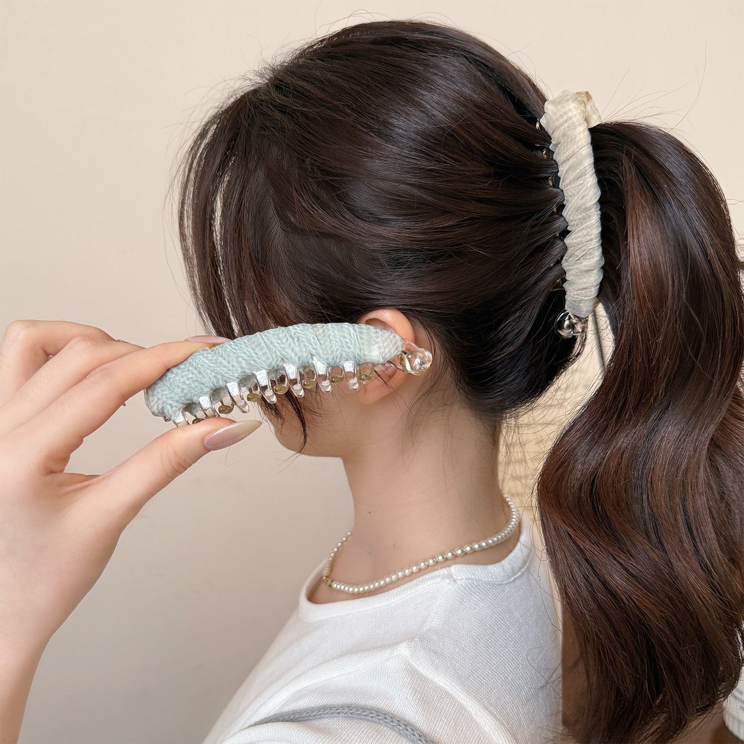 網紗纏繞髮夾－淡黃香蕉夾款實拍｜https://igowo.tw/
