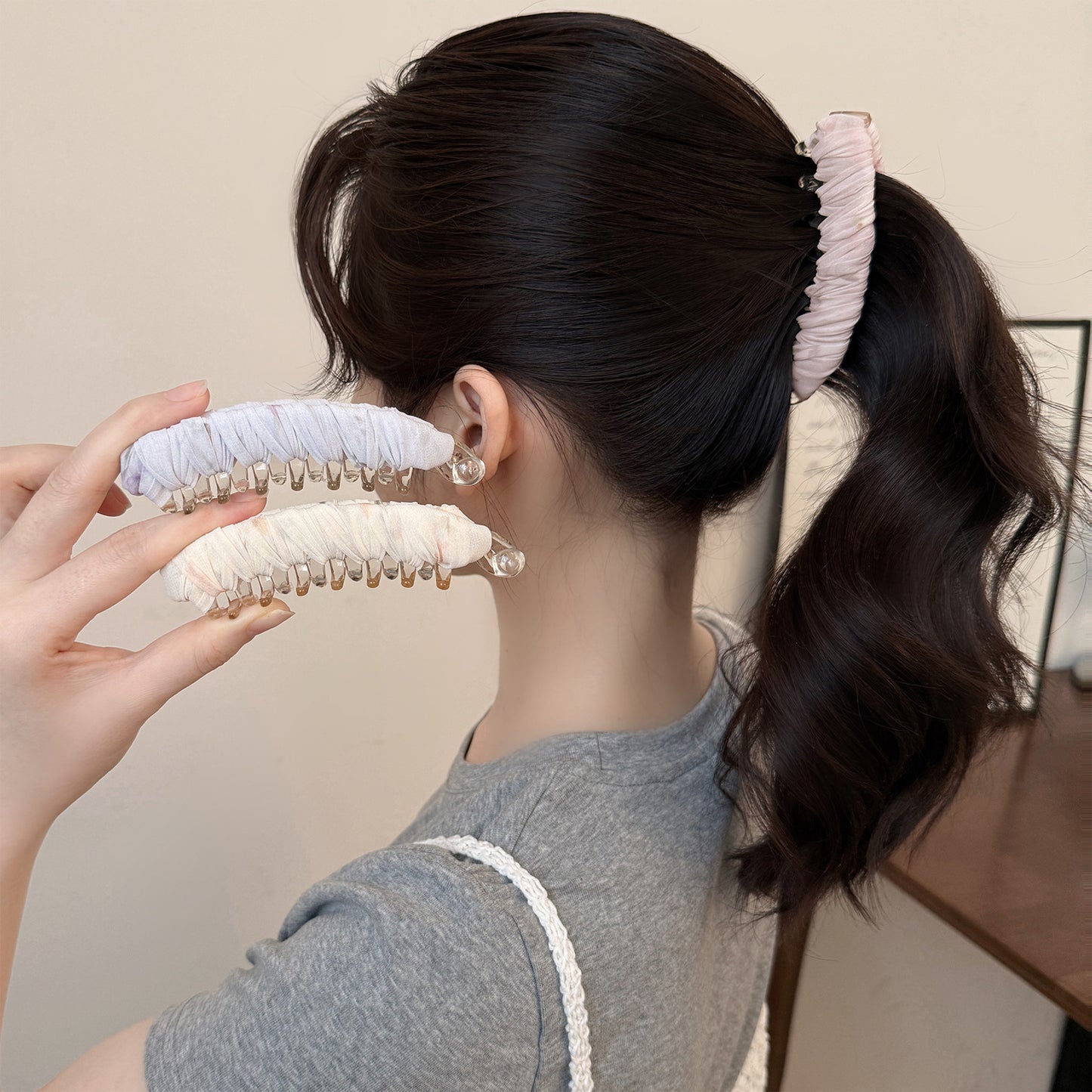 網紗碎花纏繞髮夾－商品主圖｜https://igowo.tw/