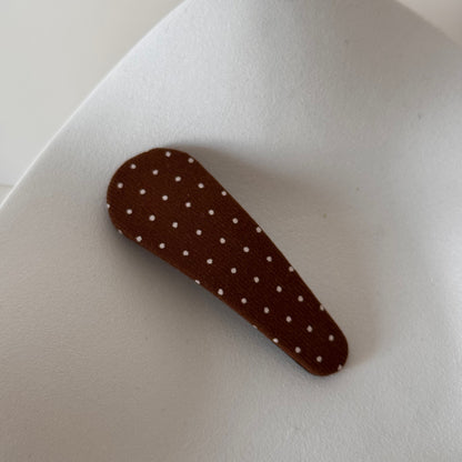 布面簡約髮夾－綠點點BB-橢圓款細節｜https://igowo.tw/