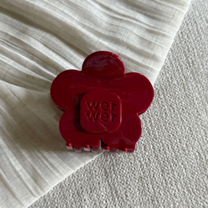 醋酸板材花朵鯊魚夾－紅色款細節｜https://igowo.tw/