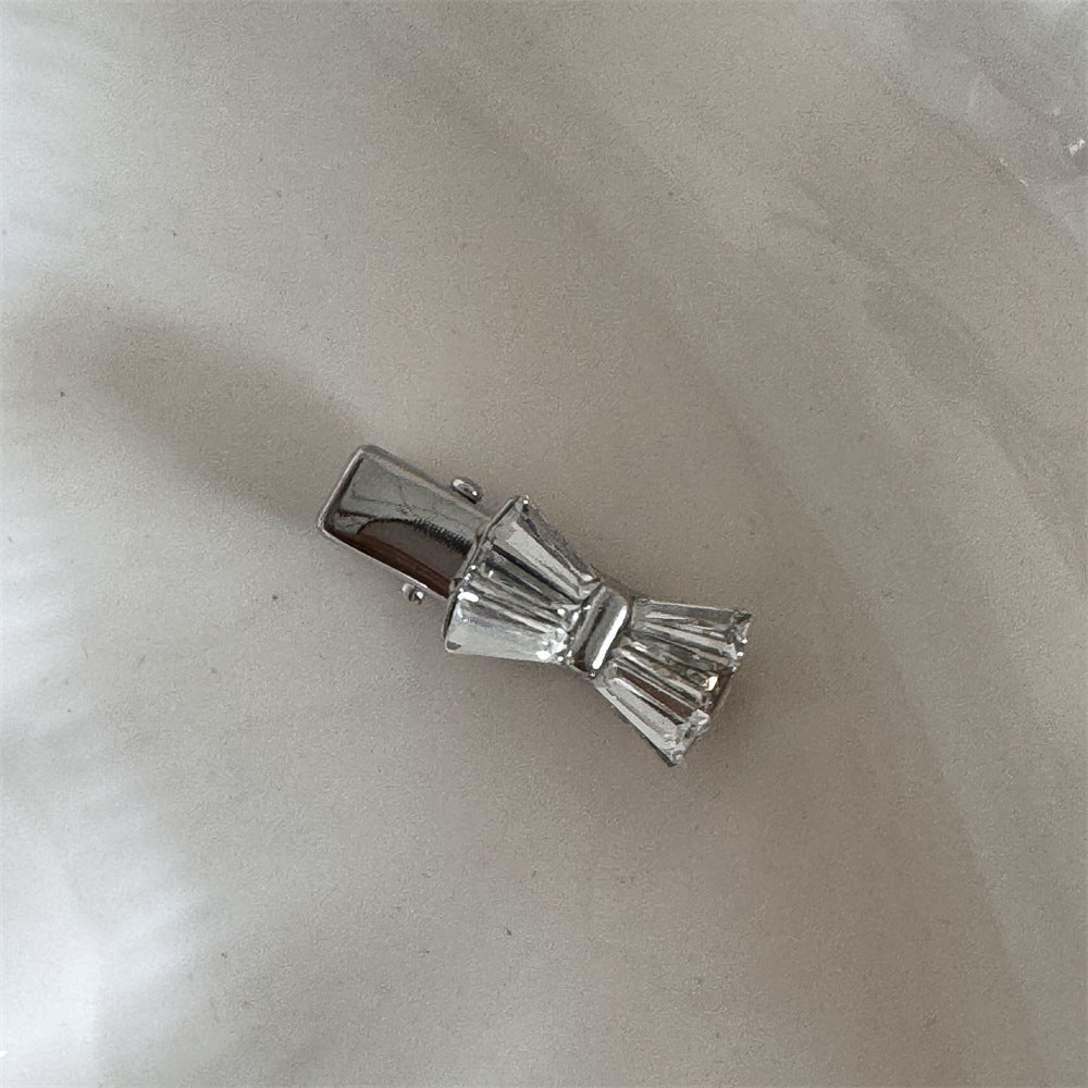 珍珠蝴蝶結小巧髮夾