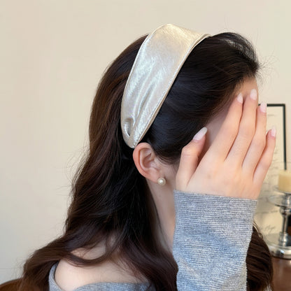 寬版簡約髮箍－深咖色款實拍｜https://igowo.tw/