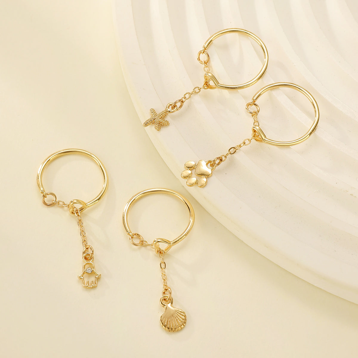 鏈條可調式簡約戒指－細節特寫2｜https://igowo.tw/