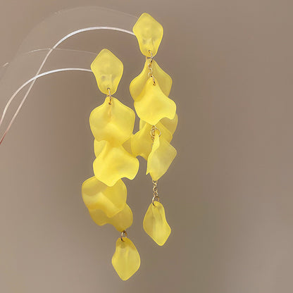 粉色樹脂花朵耳釘－細節特寫56｜https://igowo.tw/