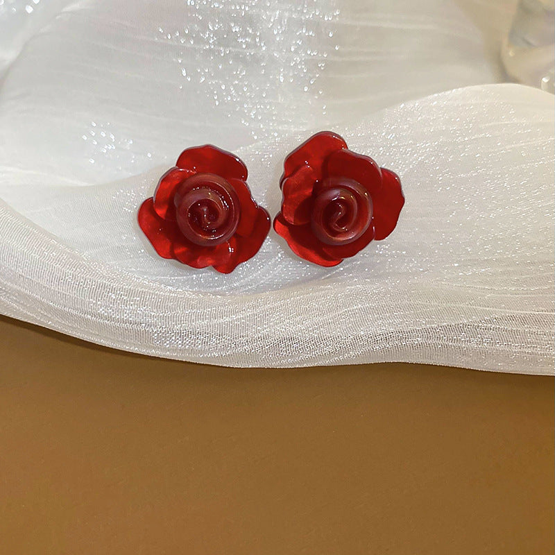 粉色樹脂花朵耳釘－細節特寫24｜https://igowo.tw/