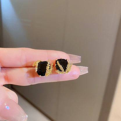 金色銀針復古電鍍耳環－細節特寫28｜https://igowo.tw/