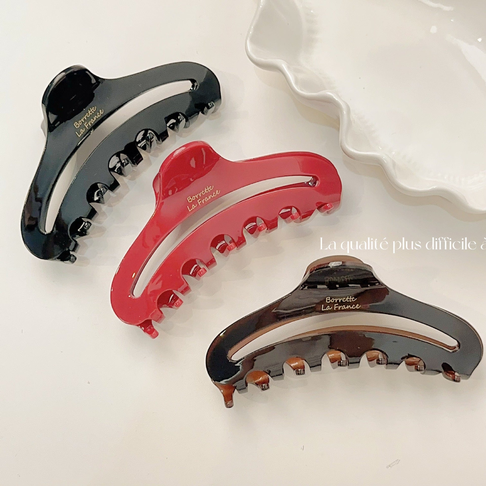 醋酸板材鏤空鯊魚夾－商品主圖｜https://igowo.tw/