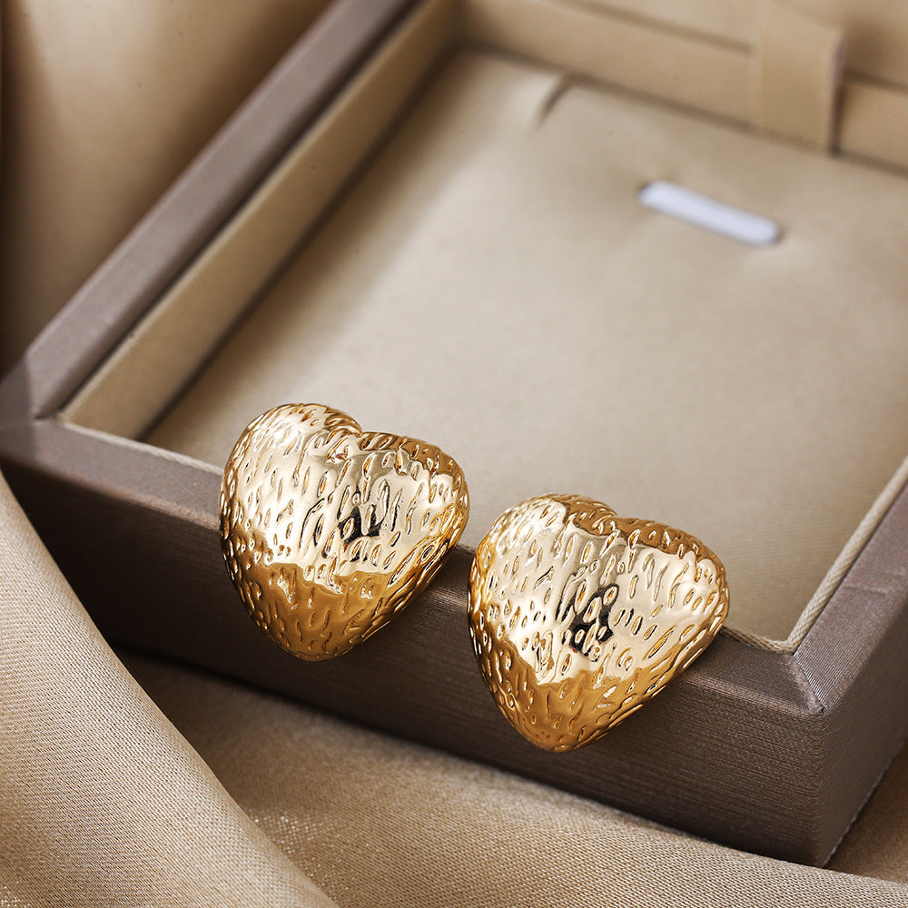 金色南瓜愛心鑲鑽耳環－第二視角實拍｜https://igowo.tw/