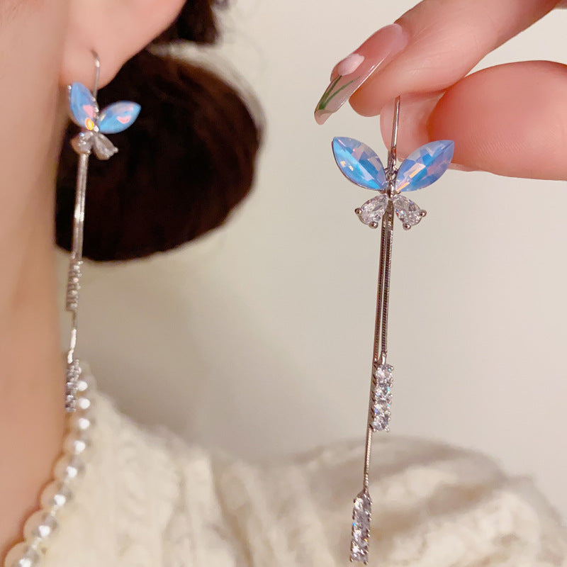 藍色蝴蝶流蘇長版耳墜－商品主圖｜https://igowo.tw/