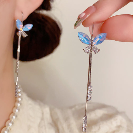 藍色蝴蝶流蘇長版耳墜－商品主圖｜https://igowo.tw/
