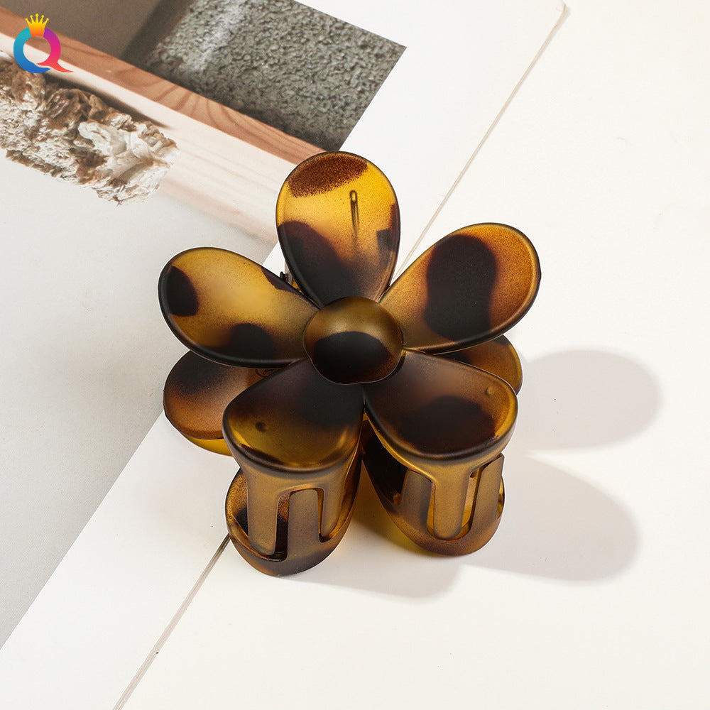 豹紋復古鯊魚夾－細節特寫58｜https://igowo.tw/