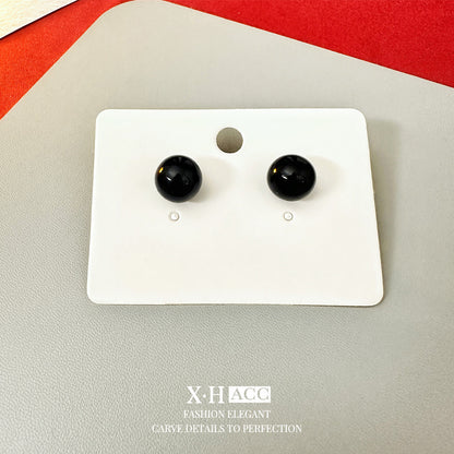 復古紅珍珠簡約耳釘－細節特寫9｜https://igowo.tw/