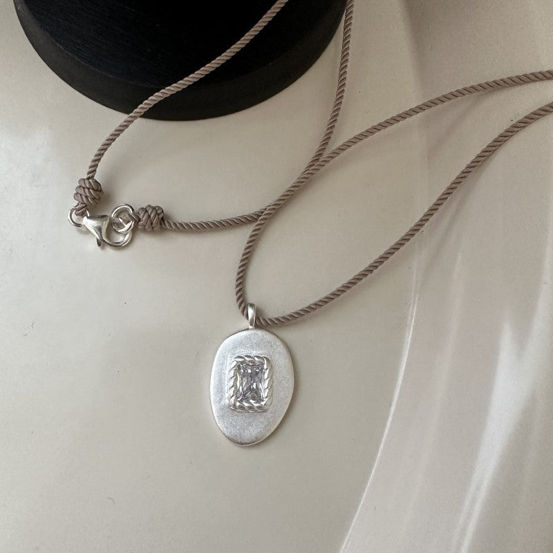 S925銀韓版小眾設計感磨砂啞光鋯石項鏈博主款時髦INS風鎖骨鏈
